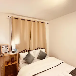 Guest house Ever United